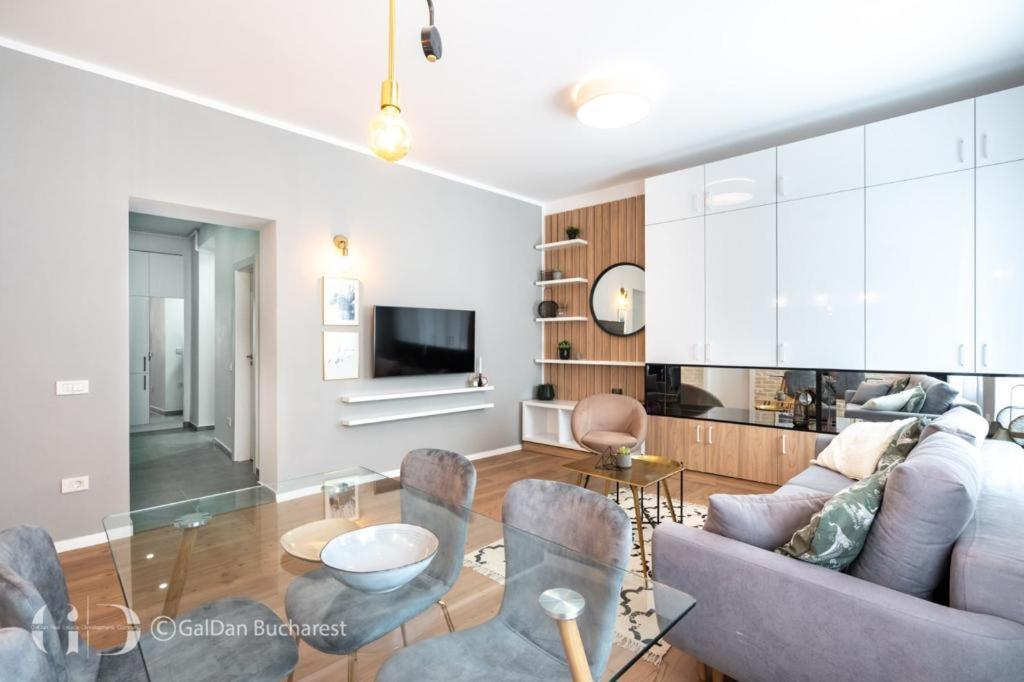 The Loft Luxury Apartments-Near The Park In The City Center ブカレスト エクステリア 写真