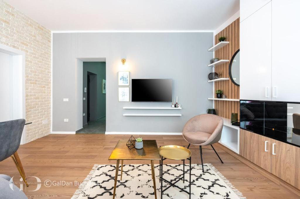The Loft Luxury Apartments-Near The Park In The City Center ブカレスト エクステリア 写真