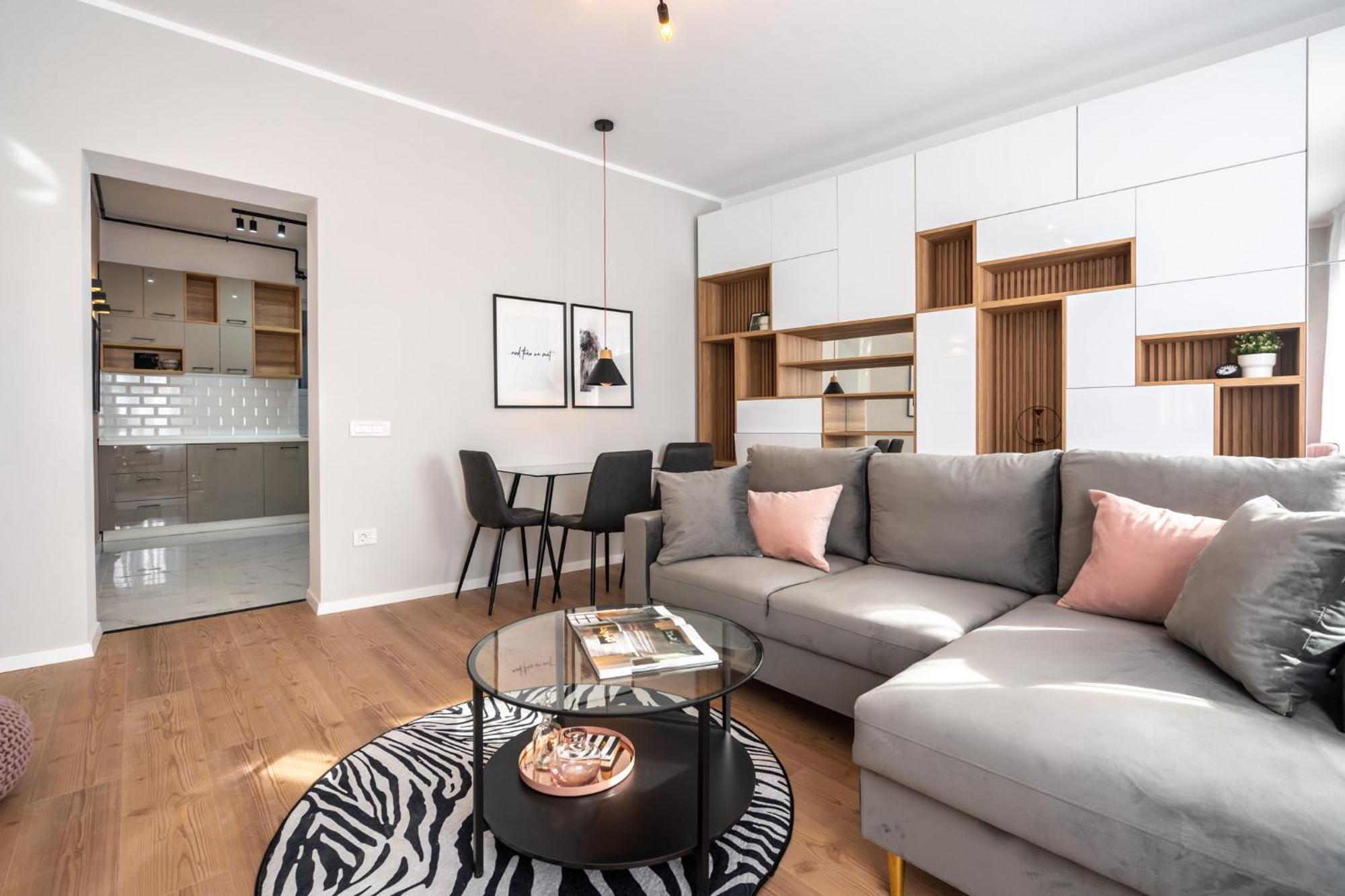 The Loft Luxury Apartments-Near The Park In The City Center ブカレスト エクステリア 写真